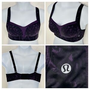 Lululemon Energy Sports Bra 36C Purple Abstract Print Medium Support Athlesiure‎